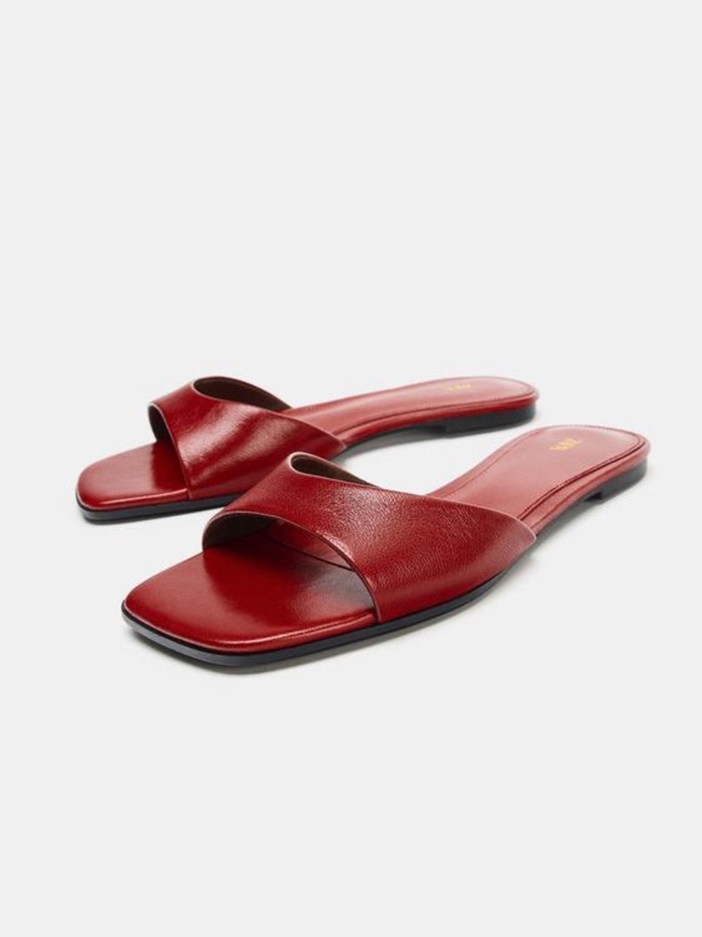 Zara Flat Leather Sandals - NWT